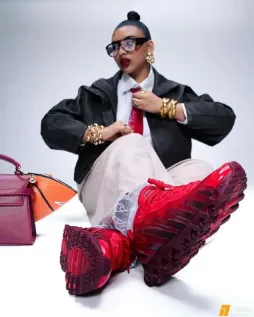 由Brandon Battle和Nthabiseng Cooper制作的Nike x Outlander创意比赛作品欣赏。