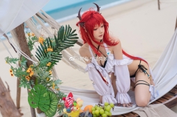 #cosplay##明日方舟##史尔特尔#  入秋了