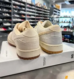 Nike Dunk Low QS「Tokyo」