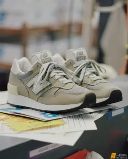New Balance 1300JP Made in USA  关税警告[哪吒嘟嘴]  这鞋必须涨价了  美国制造没啥性价比[哪吒使坏]