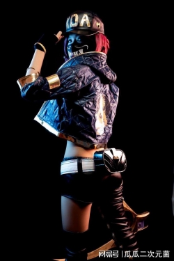 Cosplay欣赏丨LOL·阿卡丽丨如果你看上去凶神恶煞，你最好真的是