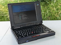 996 IBM ThinkPad 365ED 搭配轻量级 Linux 发行版！