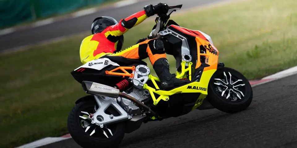 Italjet与MotoGP车队合作，将推出Dragster限量款